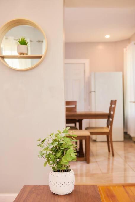 Cozy Apartment 1St 10Min Walk Downtown And City View Providence Luaran gambar