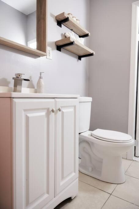 Cozy Apartment 1St 10Min Walk Downtown And City View Providence Luaran gambar