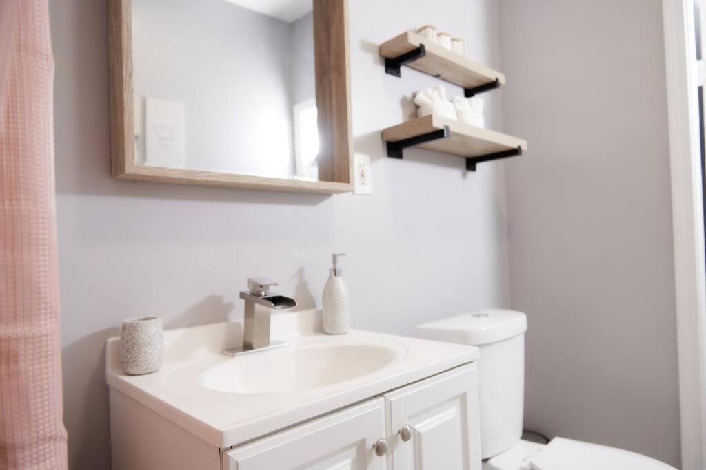 Cozy Apartment 1St 10Min Walk Downtown And City View Providence Luaran gambar